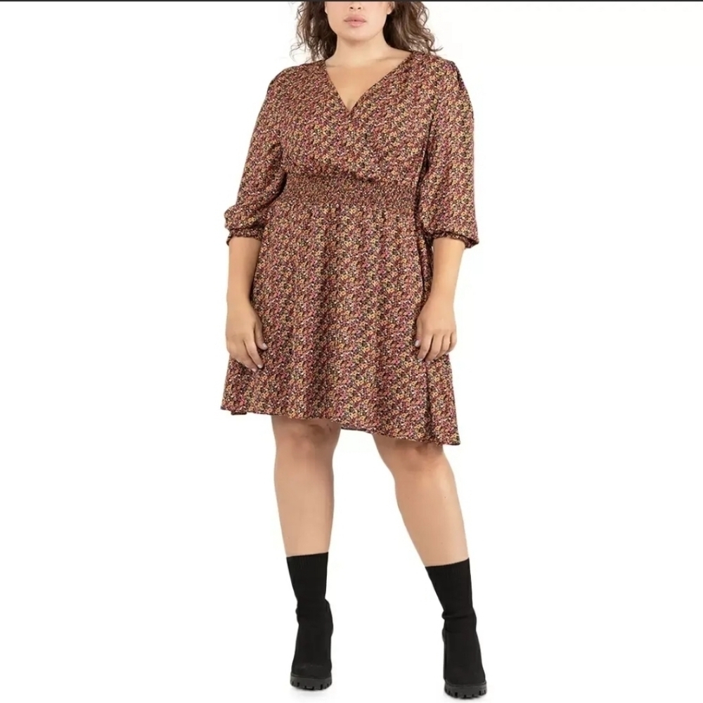 Black Tape Floral Smocked Dress Sz M